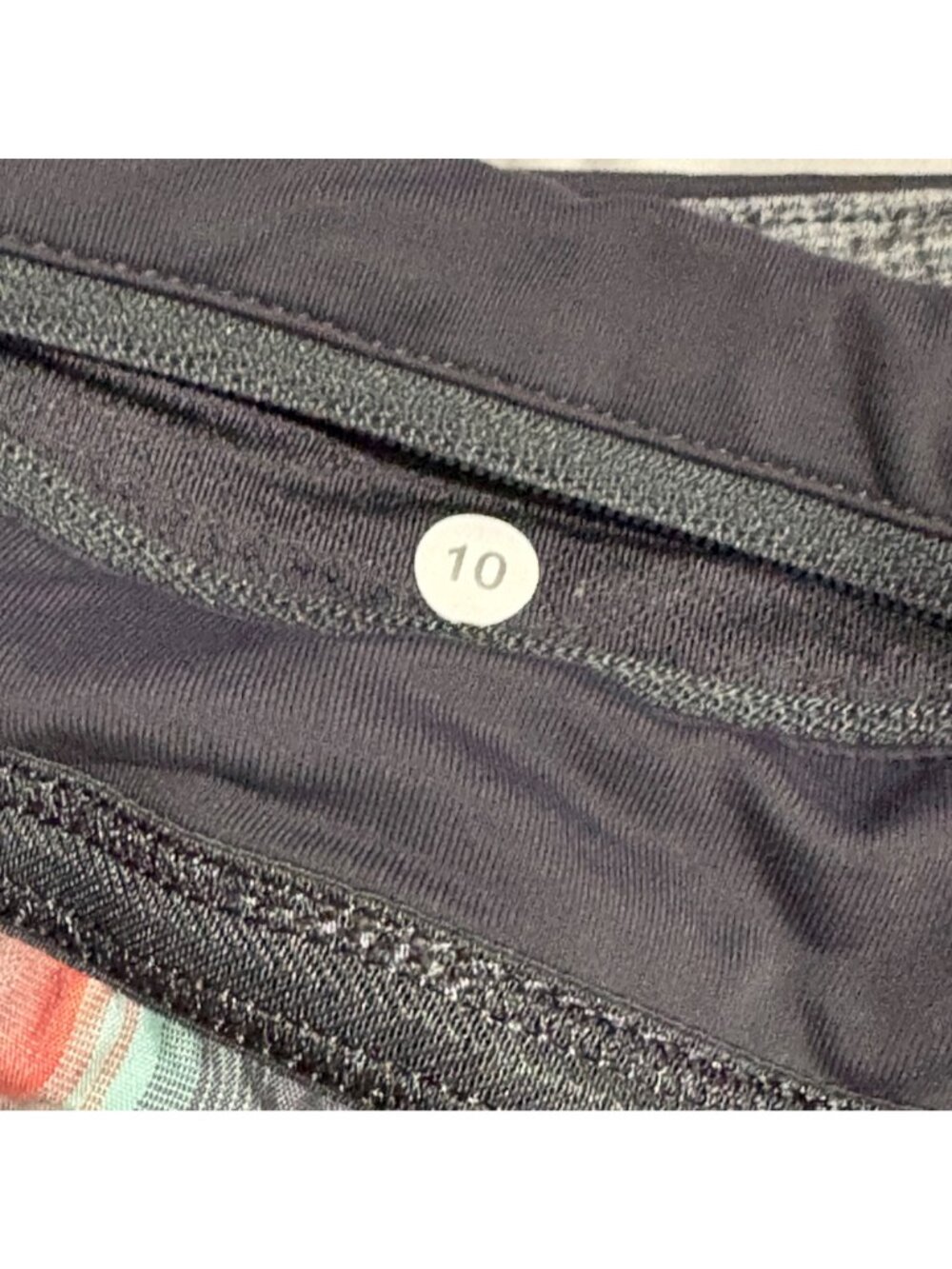 Like New Lululemon Run Reflection Skirt Ombre Stripe Coal Lined Shorts Size 10 - Picture 8 of 10